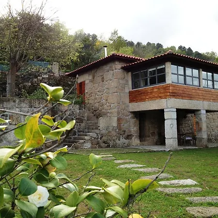 ファームステイ Quinta Da Bouca - Paços de Gaiolo