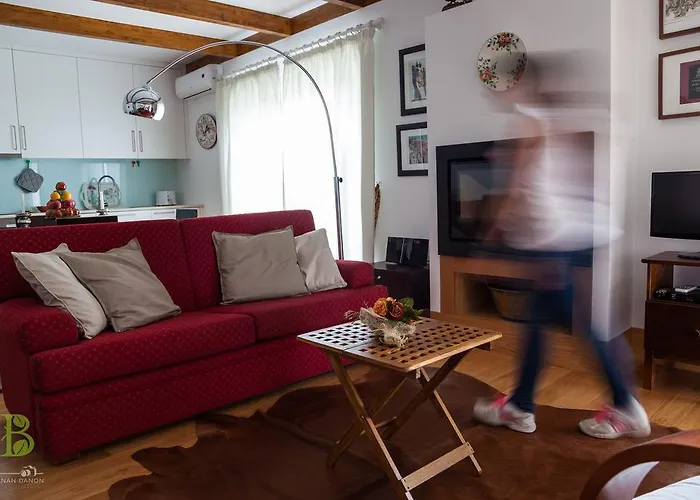 ファームステイ Quinta Da Bouca - Paços de Gaiolo