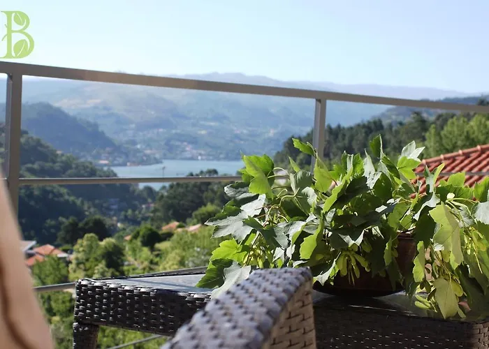 Farma Quinta Da Bouca - *